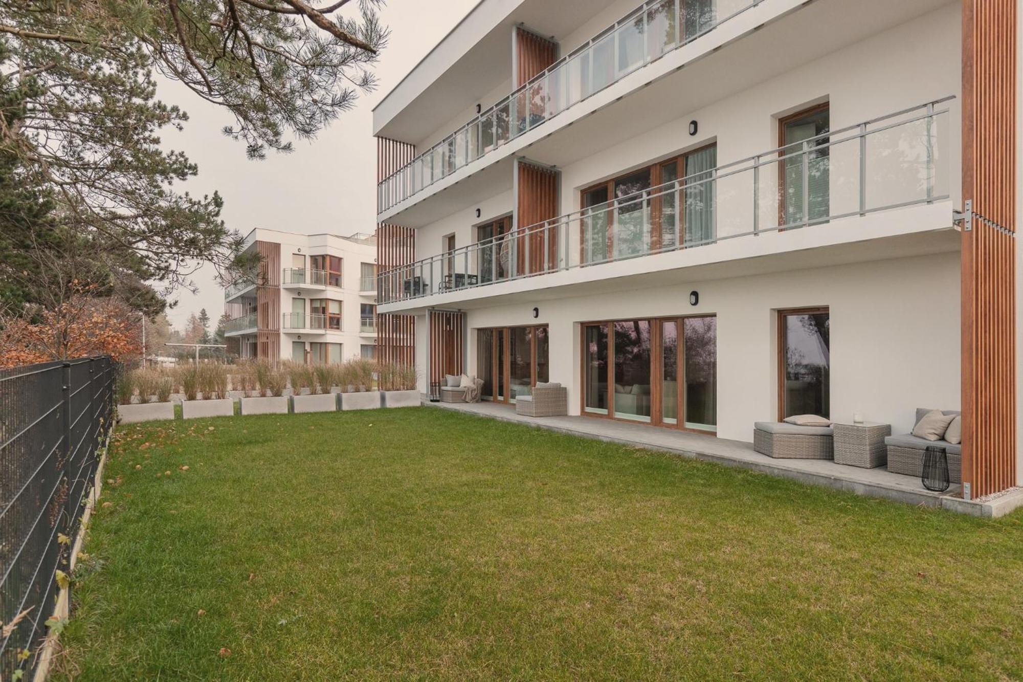Let'S Sea - 2 Bedroom - Premium Baltic Apartment With Front Sea View Garden And Spa Access Gąski Exteriör bild